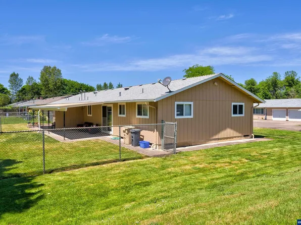 880 NE Woodcrest Ave, Corvallis, OR 97330