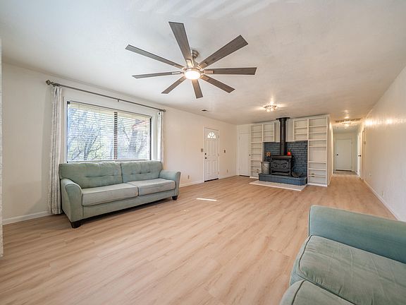 2nd image of 2580 Keswick Dam Rd