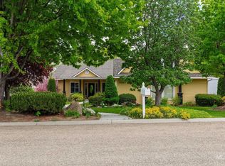 25380 Volendam St, Caldwell, ID 83607