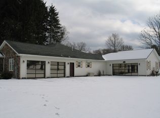 315 Blackhawk Rd, Beaver Falls, PA 15010