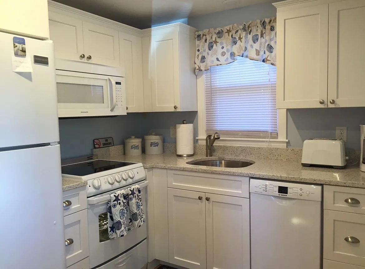 2 bed, 740 sqft, $2,649 — Photo 3