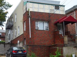 474 Summit Ave, Fort Lee, NJ 07024