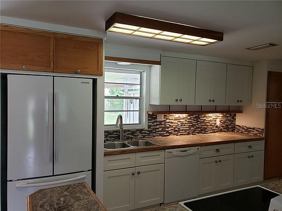 4th image of 600 Vincent Dr