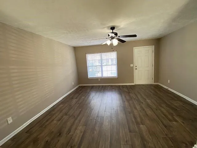 2 bed, 2.5 bath, 1152 sqft, $1,450 — Photo 2