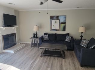 9120 S Pointe Ridge Ln, Bloomington, IN 47401