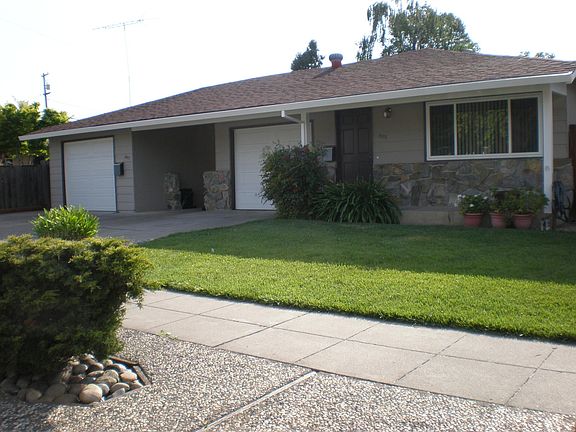 5th image of 987 Desert Isle Dr