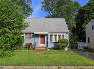 84 Hutchinson St, Clark, NJ 07066