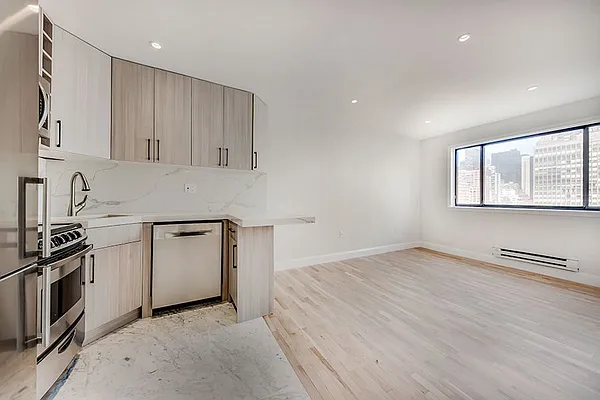 Rented by AD Real Estate Investors | media 29