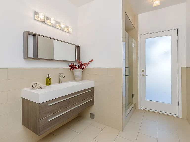 Pinnacle Pl — Photo 40