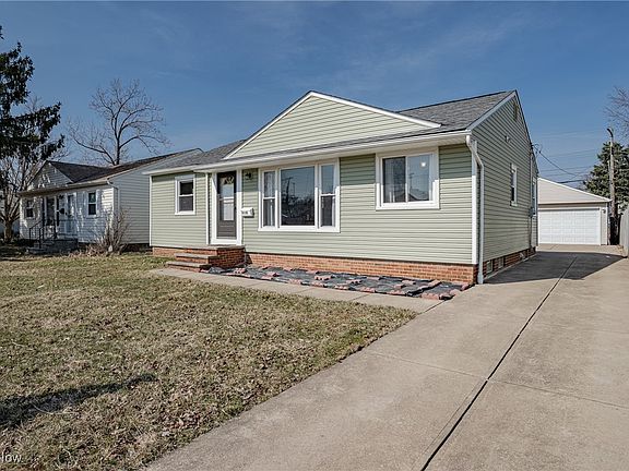 2nd image of 3118 Priscilla Ave