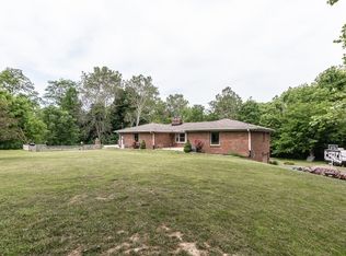 1456 E Lawndale Dr, Shelbyville, IN 46176