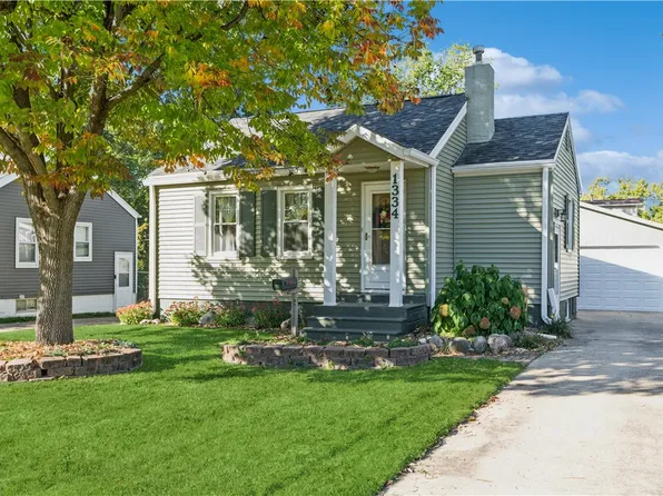 1334 57th St, Des Moines, IA 50311