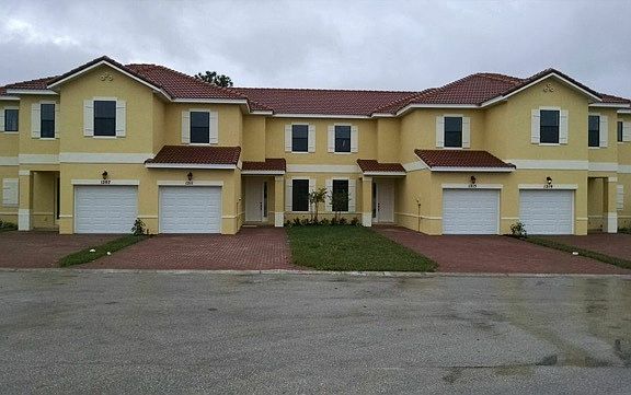3rd image of 1175 Chervil Dr