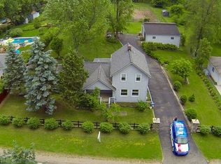 6889 Elizabeth Lake Rd, Waterford, MI 48327