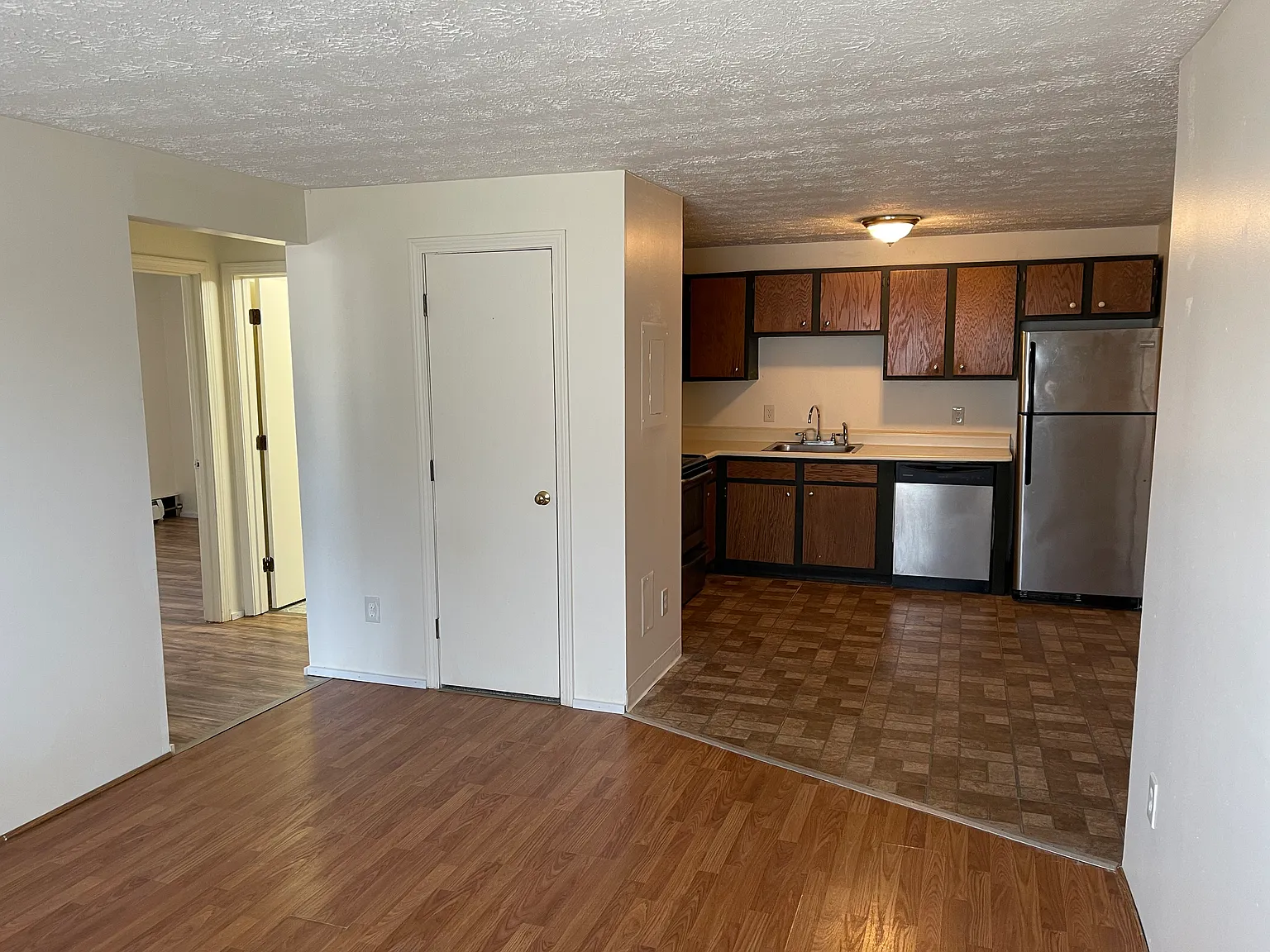 45 Log Street — Photo 3