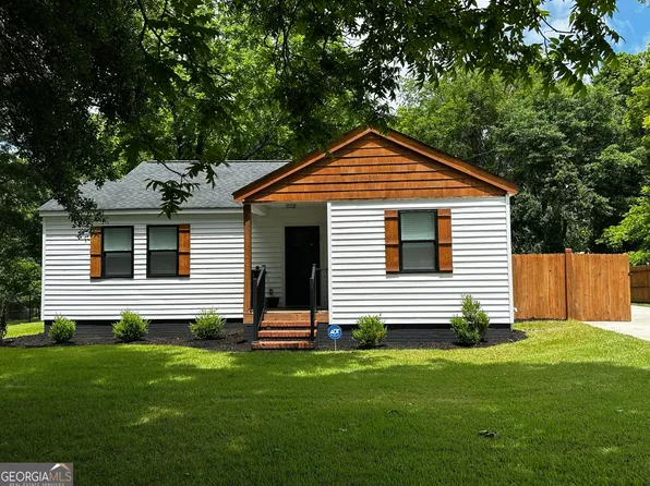 464 Adamson Ave, Carrollton, GA 30117