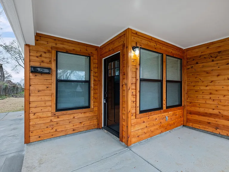 3187 Millwood Rd — Photo 15