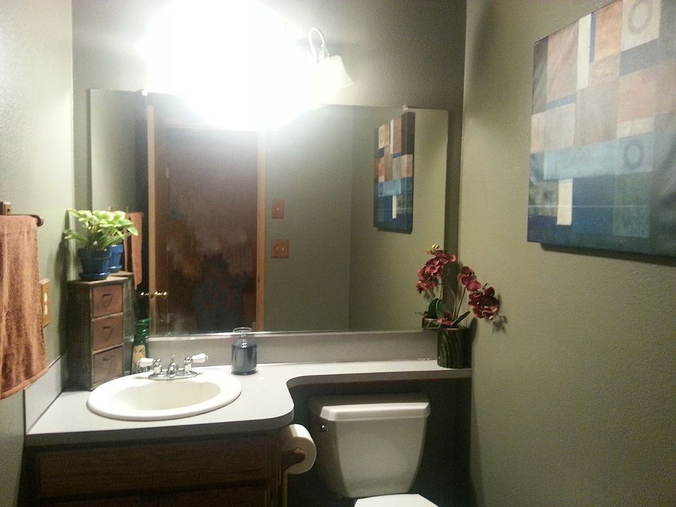 1st image of 14300 NE 71st St
