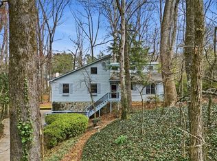 2490 Stoney Brook Ln NE, Marietta, GA 30062