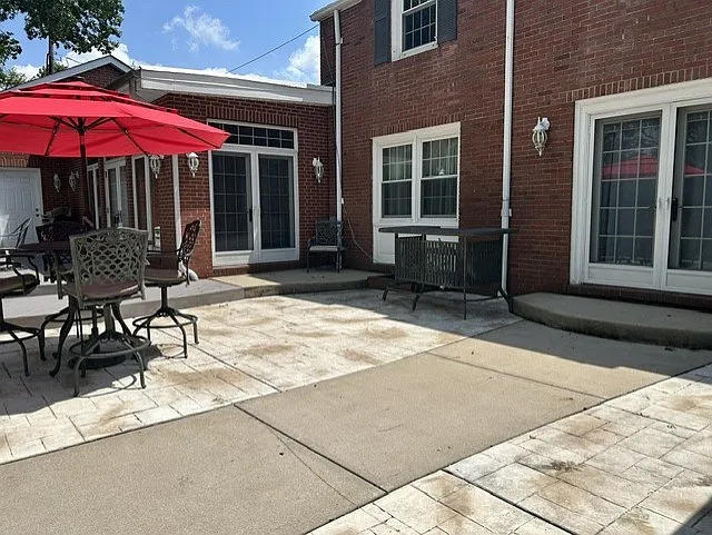 29 College Dr — Photo 36