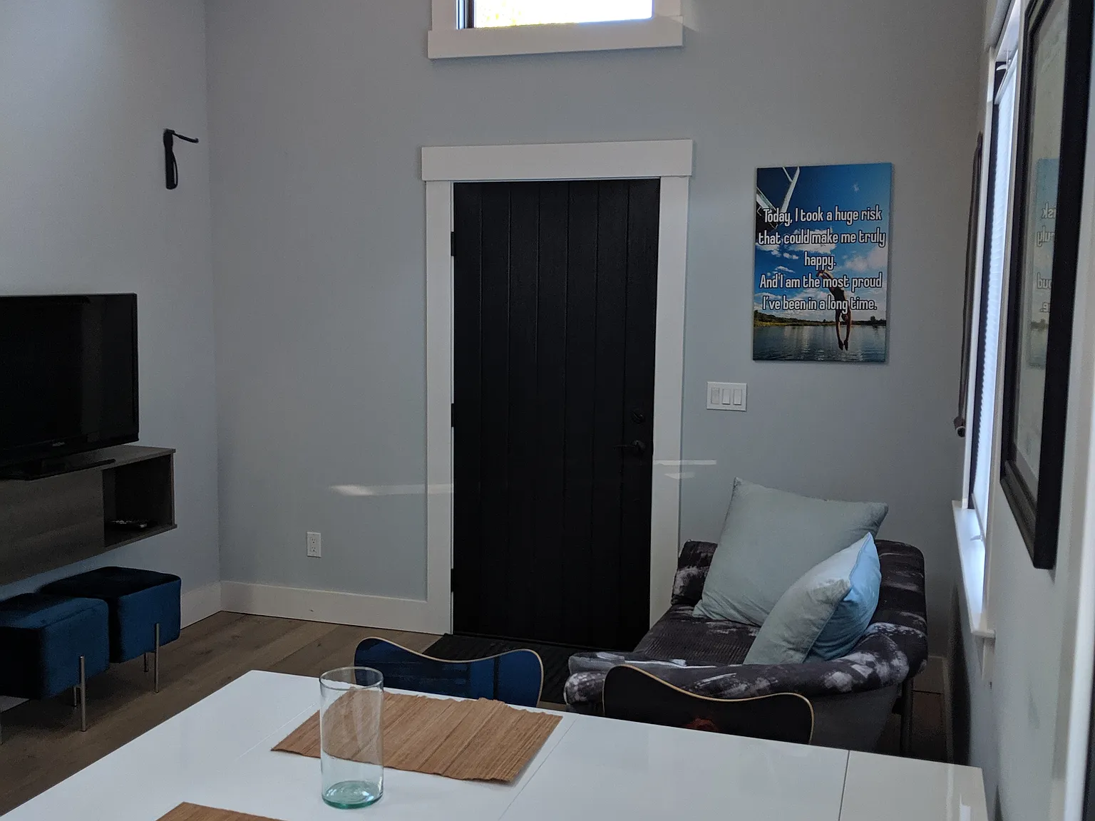1 bed, 450 sqft, $2,500 — Photo 3