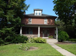 38 N Decatur St, Strasburg, PA 17579