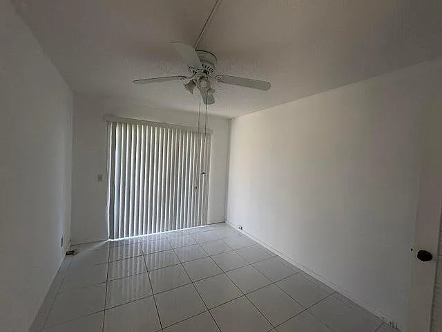 431 Mansfield Dr #K — Photo 7