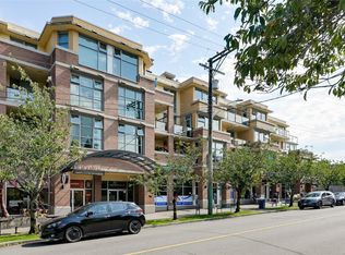 The Vicino, Victoria, BC V8V 2G6