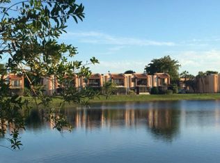 530 W Park Dr APT 204, Miami, FL 33172