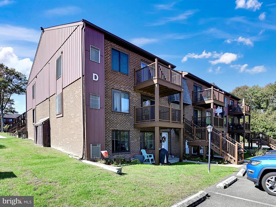 1st image of 5200 Hilltop Dr APT D1