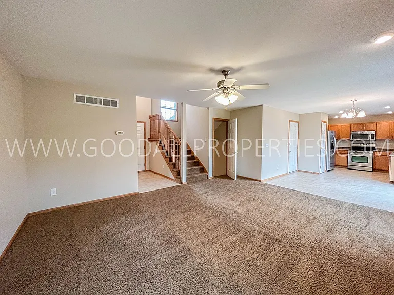 9450 Red Sunset Dr — Photo 4