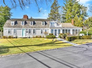 125 New Meadow Rd, Barrington, RI 02806