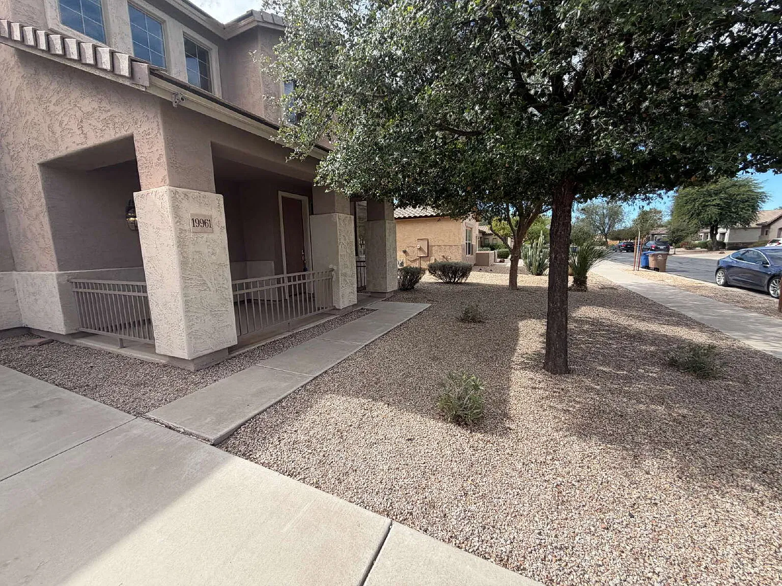 4 bed, 2.5 bath, 2307 sqft, $2,695 — Photo 2