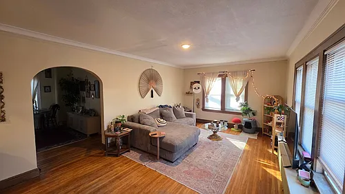 602 N 10th Ave E Photo 1