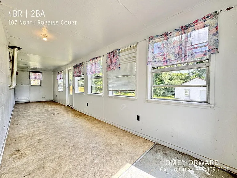 107 N Robbins Ct — Photo 19