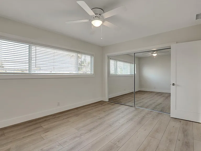811 Buena Vis #9 — Photo 26