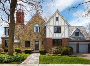 158 Walnut Hill Rd, Brookline, MA 02467