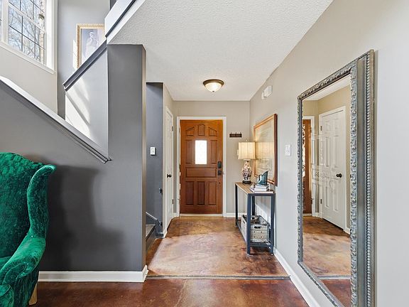 3rd image of 3546 Ripplechase Dr