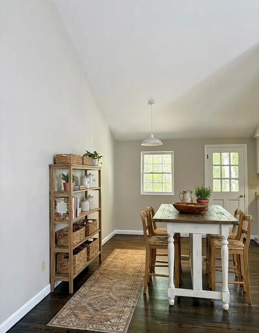 2 bed, 1.5 bath, 1040 sqft, $2,500 — Photo 2