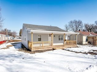 411 E Monroe St, Paris, IL 61944
