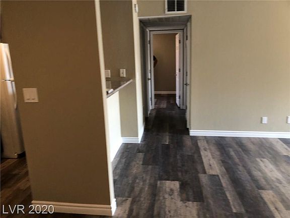 4th image of 4410 Sandy River Dr Unit 24