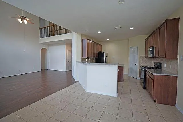 26635 Summerbend Hollow Ln — Photo 8