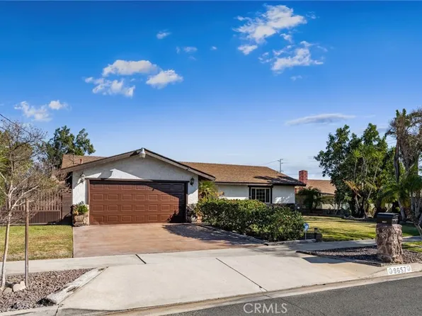 9657 Palmetto Ave, Fontana, CA 92335