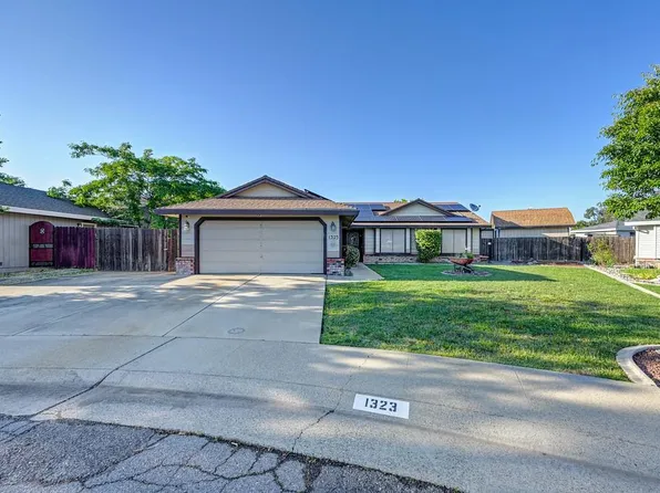 1323 Silver Spur Cir, Lincoln, CA 95648
