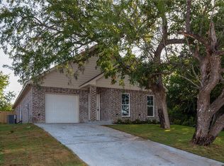 405 W 1st St, Maypearl, TX 76064