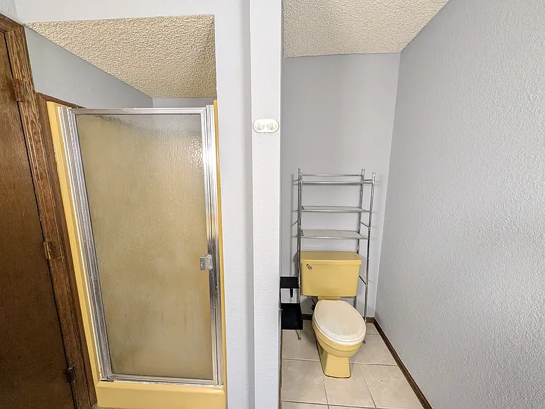 7325 S Canton Ave — Photo 10