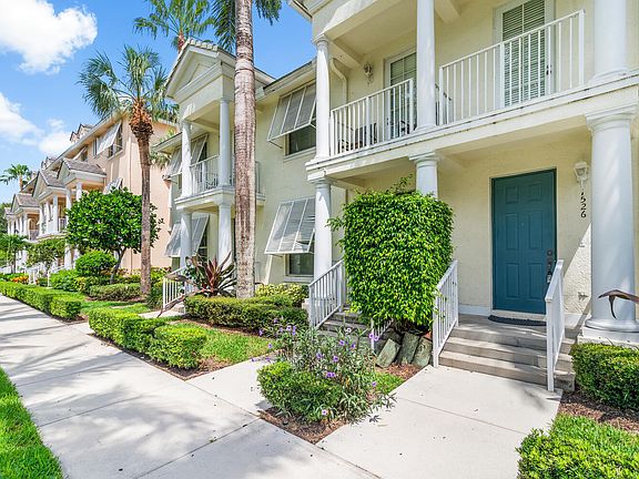 4th image of 1526 Limetree Bay Avenue