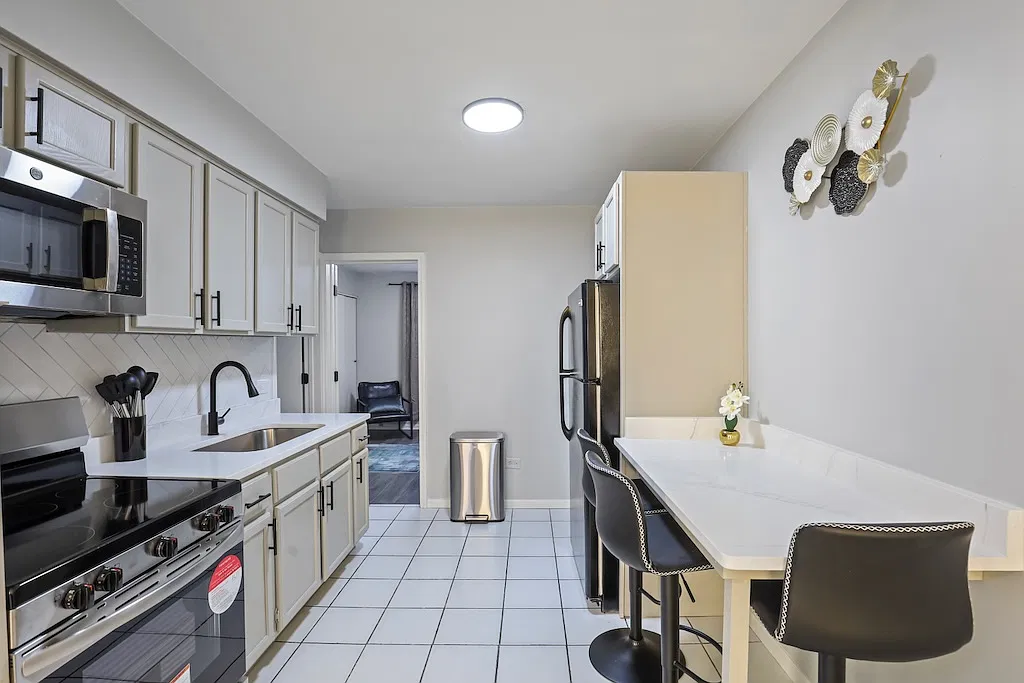 1 bed, 500 sqft, $1,500 — Photo 2