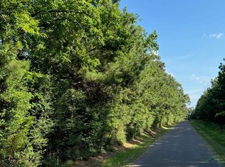 6 Watts Ave, Jefferson, TX 75657