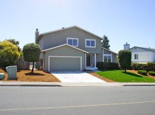 334 Violet Rd, Hercules, CA 94547